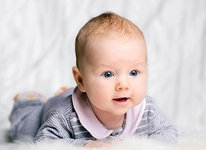 10 Aylık Bebek Gelişimi ve Bakımı 10 Aylık Bebek Gelişimi ve Bakımı